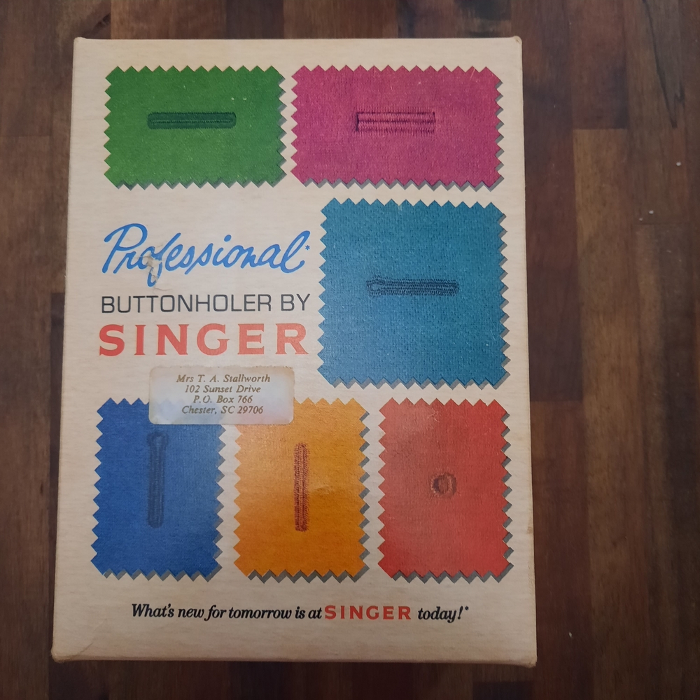 Singer‎ Buttonholer - Multicolor Design